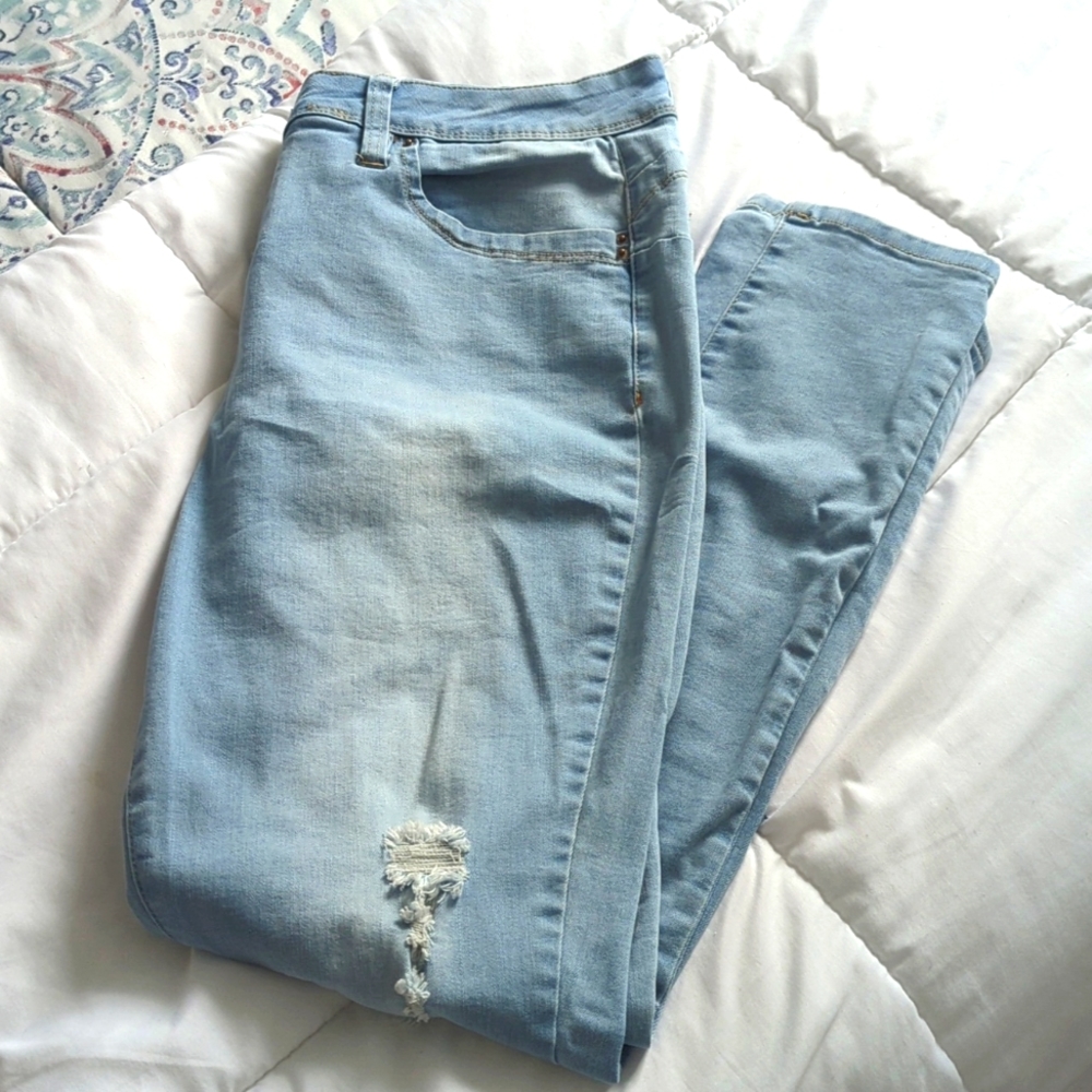Skinny distressed washed out jeans - blue